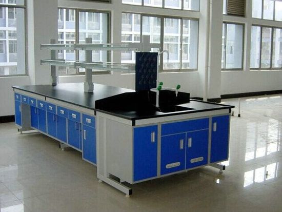 中 央實(shí)驗(yàn)臺(tái)3.jpg